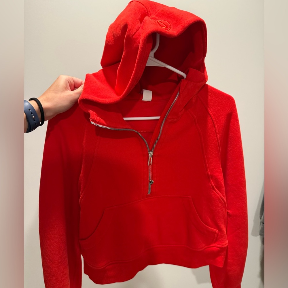 Lululemon scuba hoodie/half zip